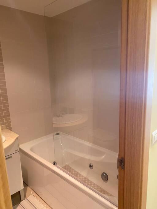 דירות וילאגרסיה דה ארוסה Atico Con Terraza, Piscina Y Gimnasio מראה חיצוני תמונה